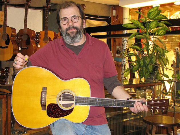 Rick Rubin? No - it's Steve Earle and his signature Martin